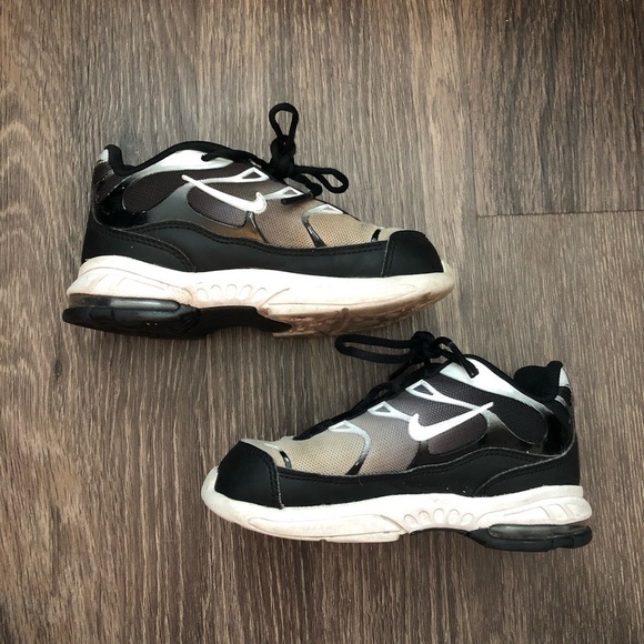 Nike Air Max Plus Black & White Sneakers - Picture 4 of 10